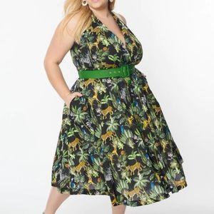 Tarrytown hostess dress by Unique Vintage